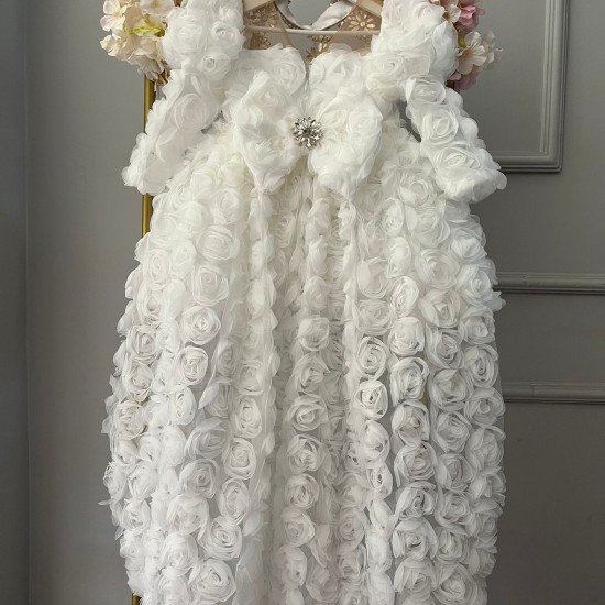 Rochie Albă cu Trandafiri 3D și Trenă Detașabilă – Rochie Elegantă de Botez | White Silver Stones