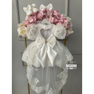 Rochie Botez Albă cu Dantelă Fină, Fundă Mare și Decolteu Inimă – Rochie Prințesă Elegantă | White Beauty