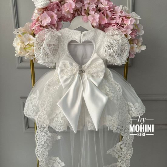 Rochie Botez Albă cu Dantelă Fină, Fundă Mare și Decolteu Inimă – Rochie Prințesă Elegantă | White Beauty