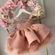 Rochie Prințesă Cu Trena, Roz Pudrat cu Fundă Mare și Paiete – Rochie Elegantă Tulle | Ifatima