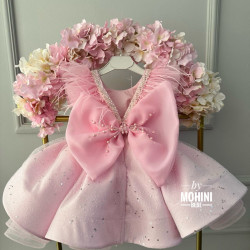 Rochie Prințesă Roz cu Fundă Mare și Pene – Rochie Elegantă cu Paiete | Pink Sami