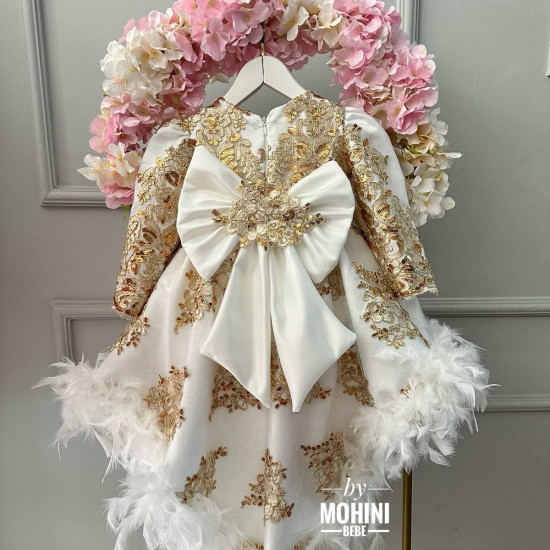 Rochie fete dantela aurie, trena si pene New Special Elisabeth